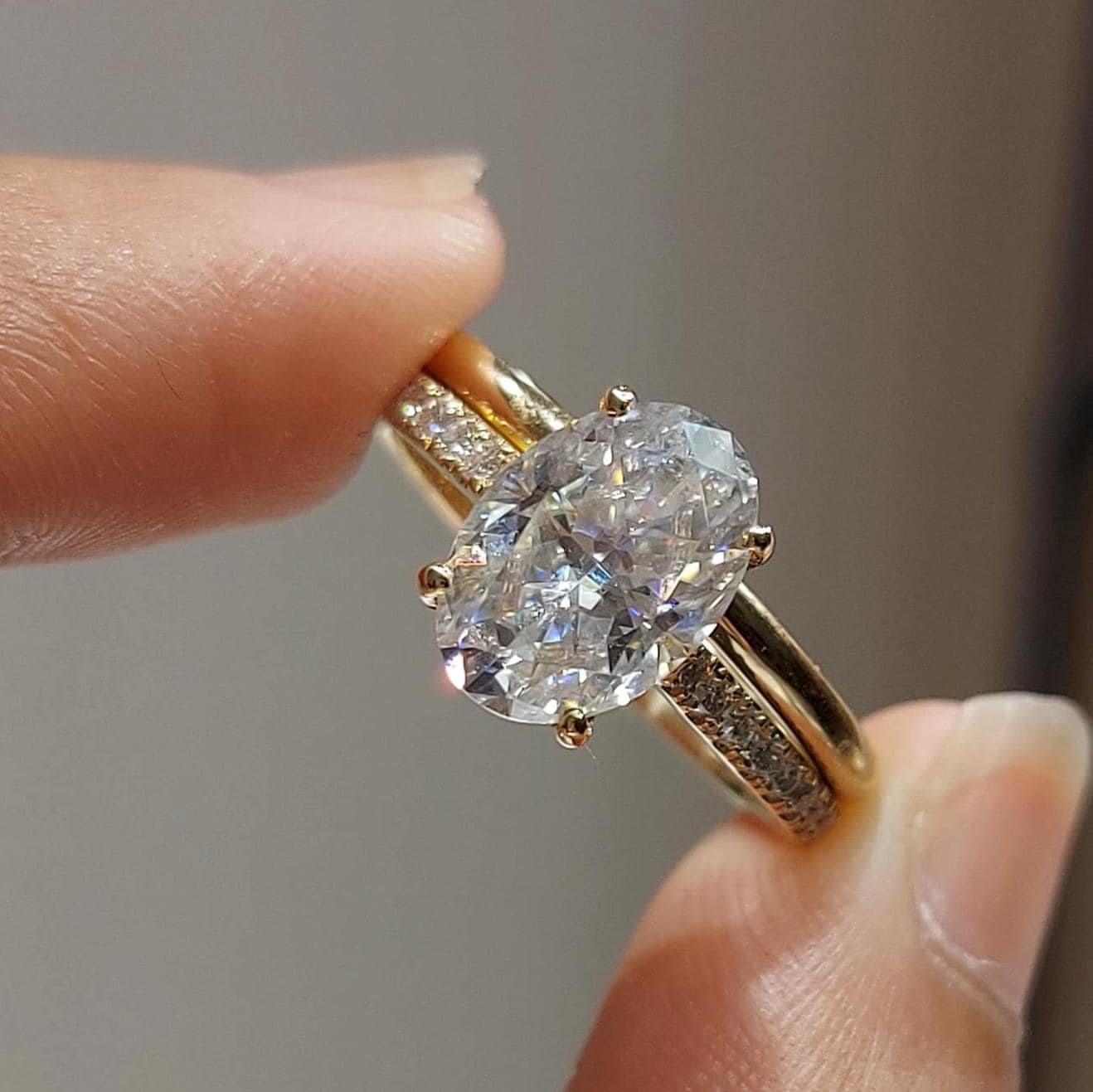 2 Ct Oval Moissanite Eternity Band