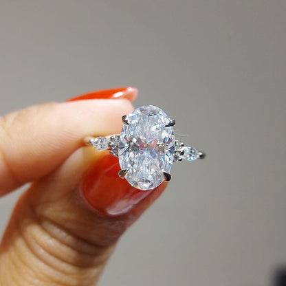 Oval Diamond, Moissanite Engagement Ring