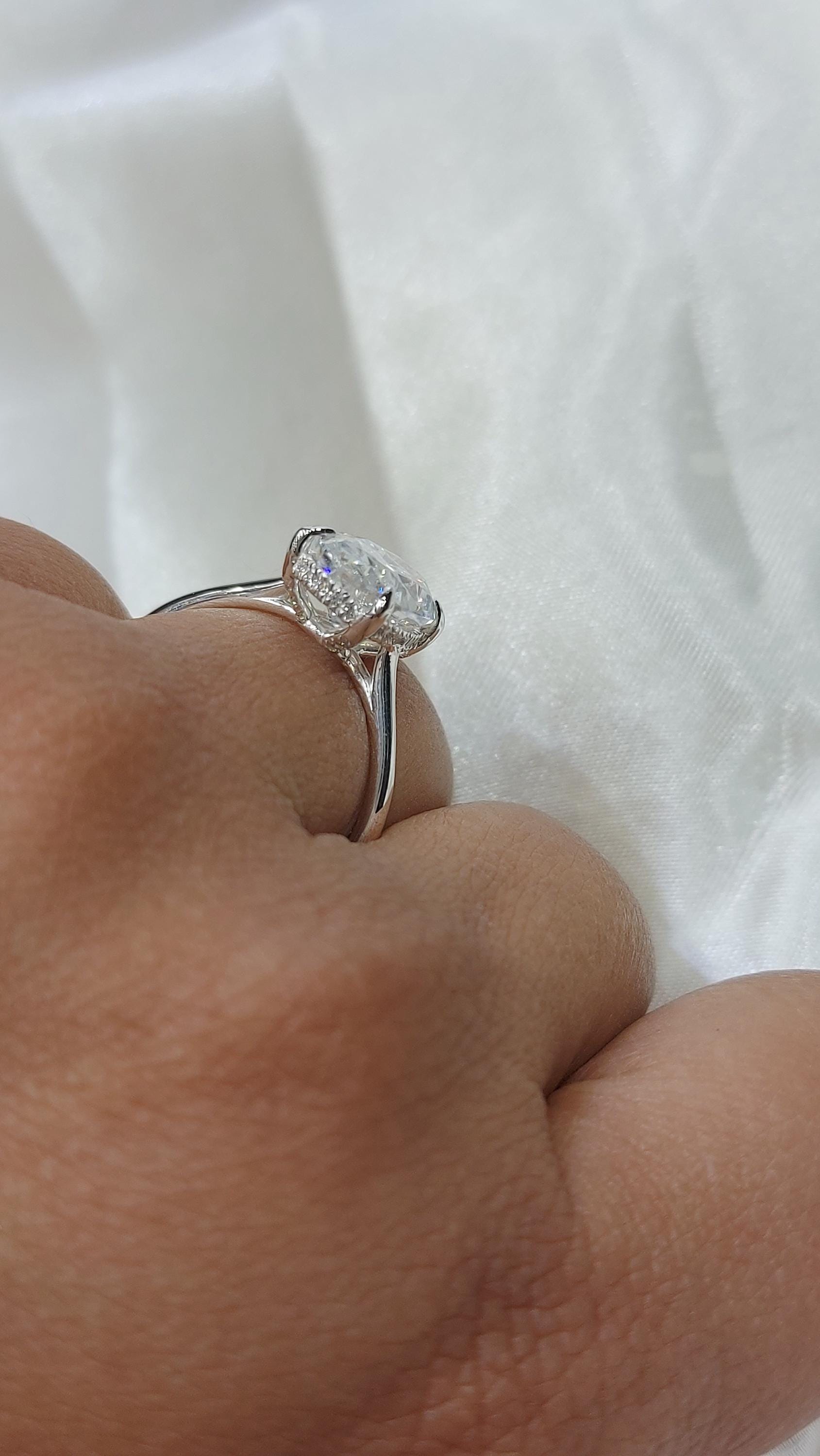 6 Ct Oval Moissanite Engagement Ring