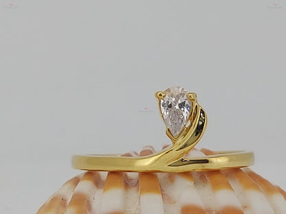 1.5 Ct IGI Certified Pear Lab Diamond Engagement Ring