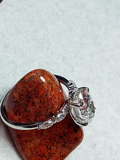 2 Ct Oval Diamond, Moissanite Engagement Ring