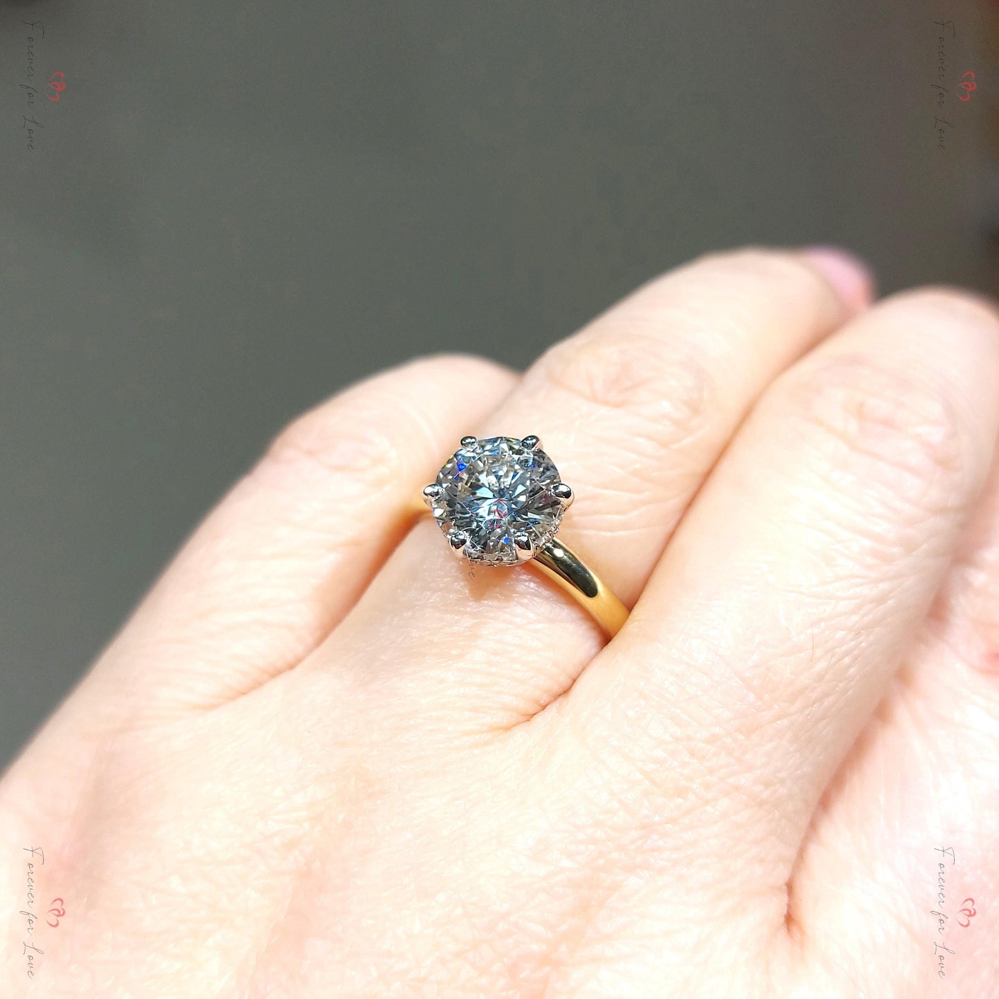 2,5 kt 1,8 mm Band Labordiamant Solitär Verlobungsring Round cut Moissanite engagement ring in 935 Argentium Silber — custom handcrafted by Forever For Love