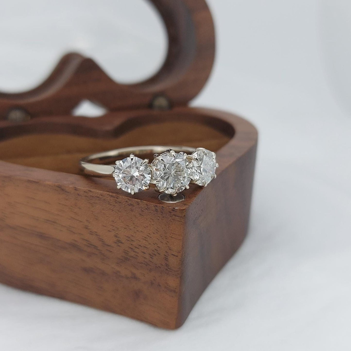 Bague de fiançailles trilogie avec diamant rond naturel Round cut Moissanite engagement ring in Gold or Platinum — custom handcrafted by Forever For Love