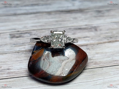 1 Ct Radiant Diamond Engagement Ring