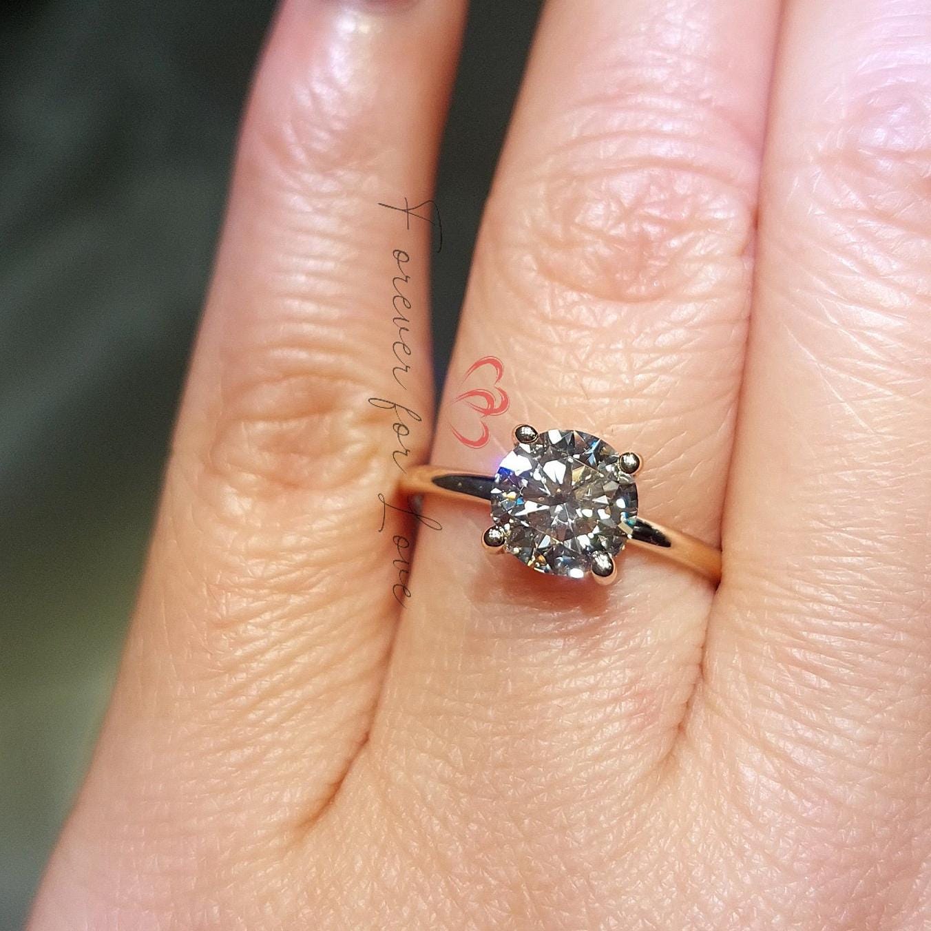 1.5 Ct IGI Certified Round Lab Diamond Engagement Ring