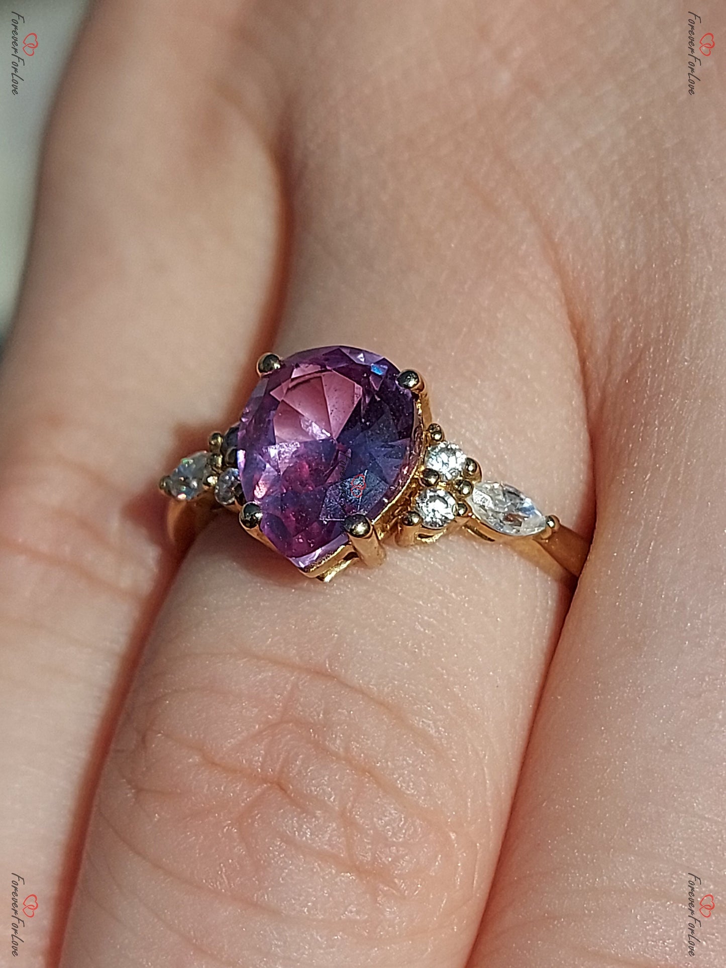 Bague de Fiançailles Vintage à Grappe de Poires avec Moissanite et Alexandrite Pear cut Moissanite engagement ring in Gold or Platinum — custom handcrafted by Forever For Love