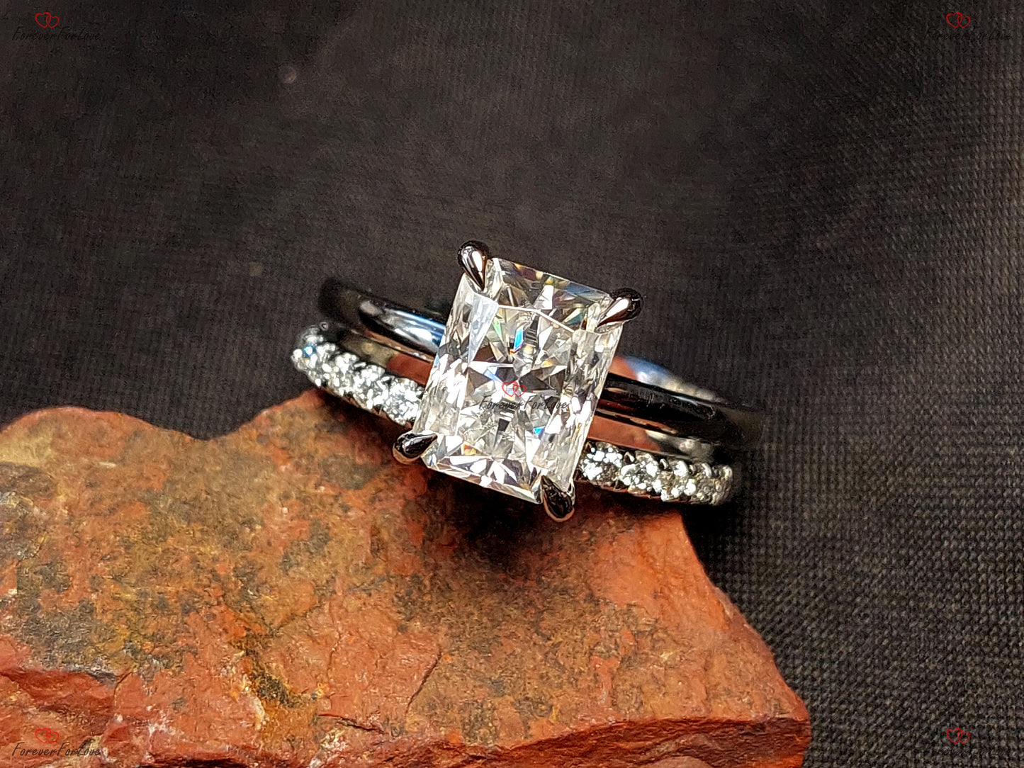 2 Karat Radiant Moissanit Eternity-Ring Radiant cut Moissanite engagement ring in 935er Argentium Silber — custom handcrafted by Forever For Love