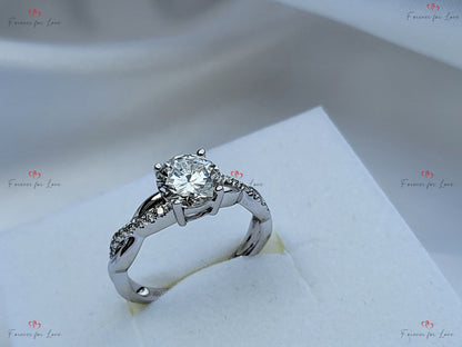 1.5 Ct IGI Certified Round Lab Diamond Solitaire Engagement Ring