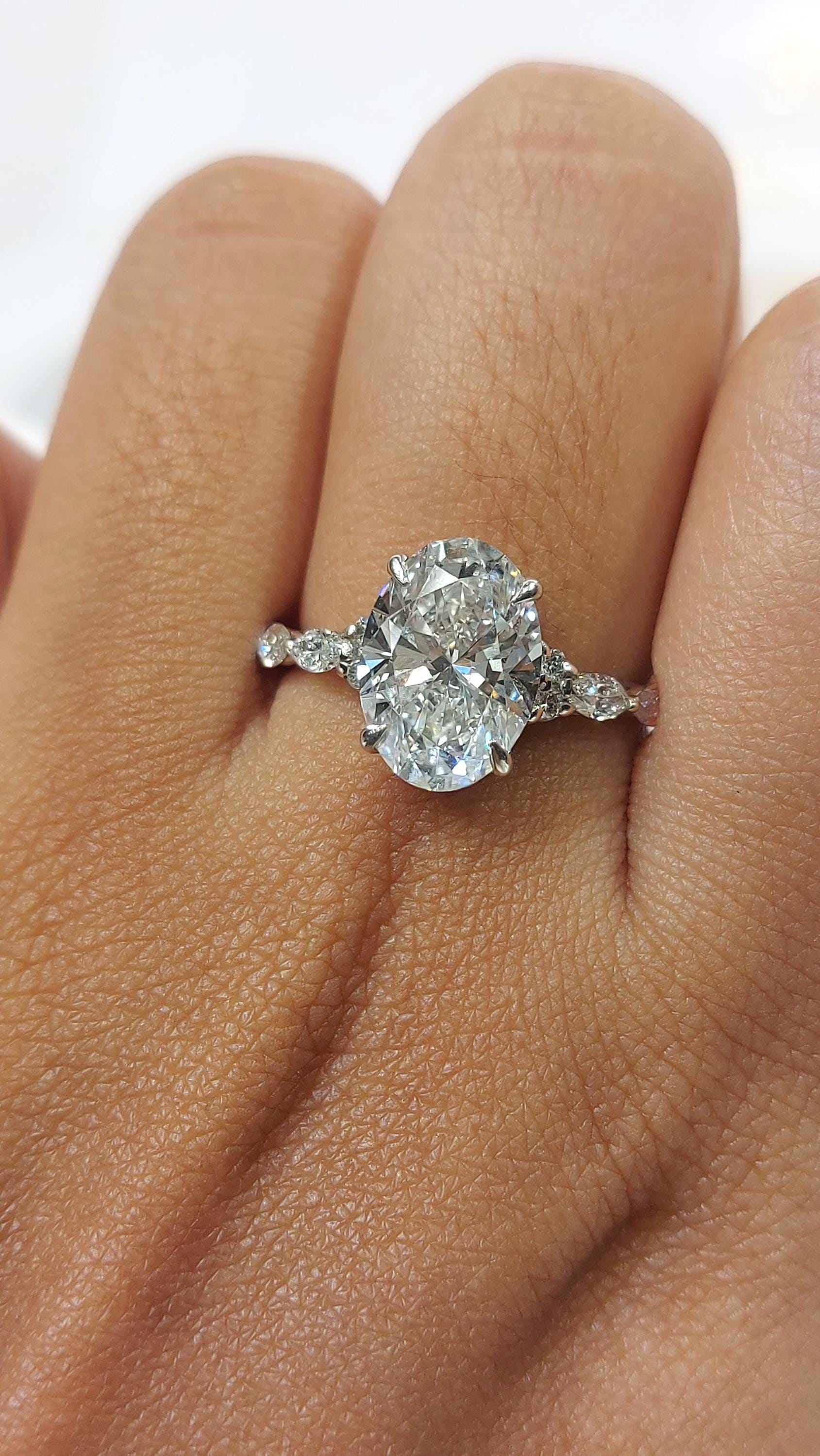3.1 Ct IGI Certified Oval Lab Diamond Solitaire Engagement Ring