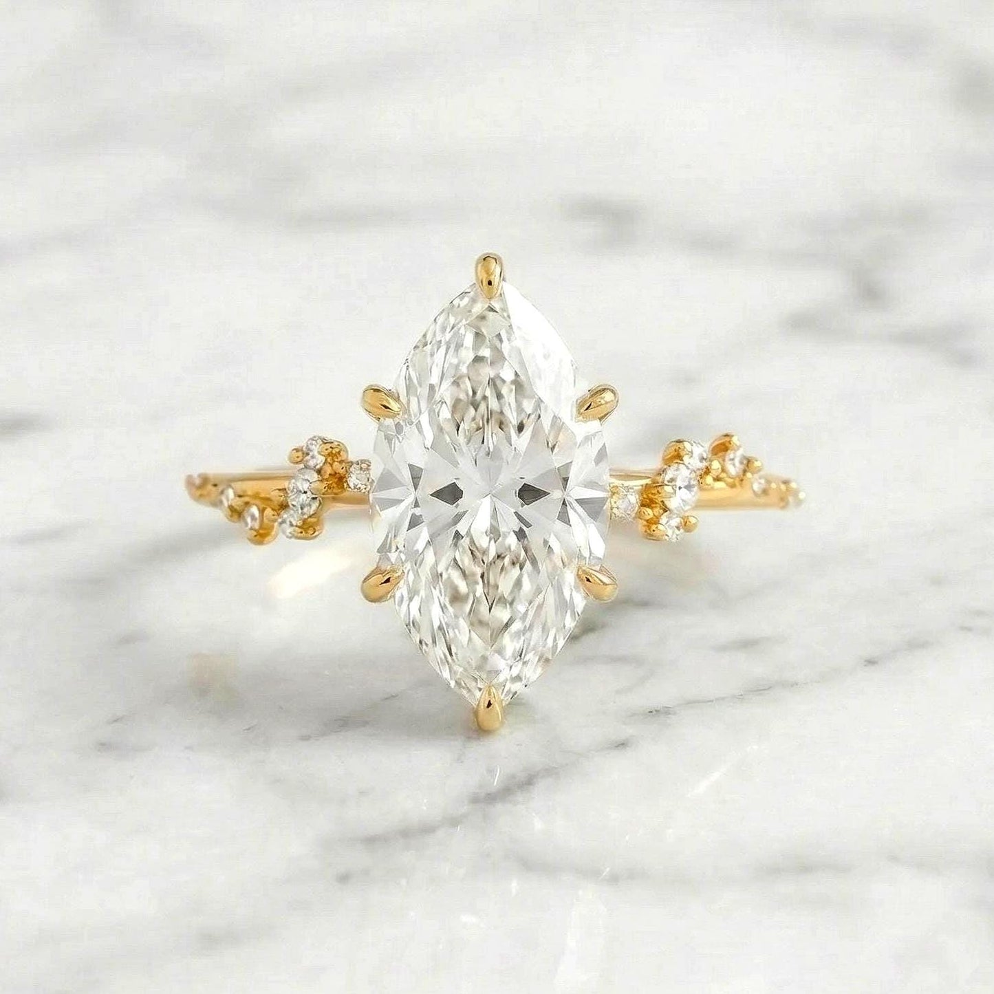 Bague de fiançailles en diamant de laboratoire taille marquise certifié IGI de 3,25 carats Marquise cut 1Ct Moissanite taille brillant engagement ring in Gold or Platinum — custom handcrafted by Forever For Love