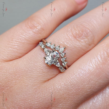 Oval Diamond, Moissanite Engagement Ring