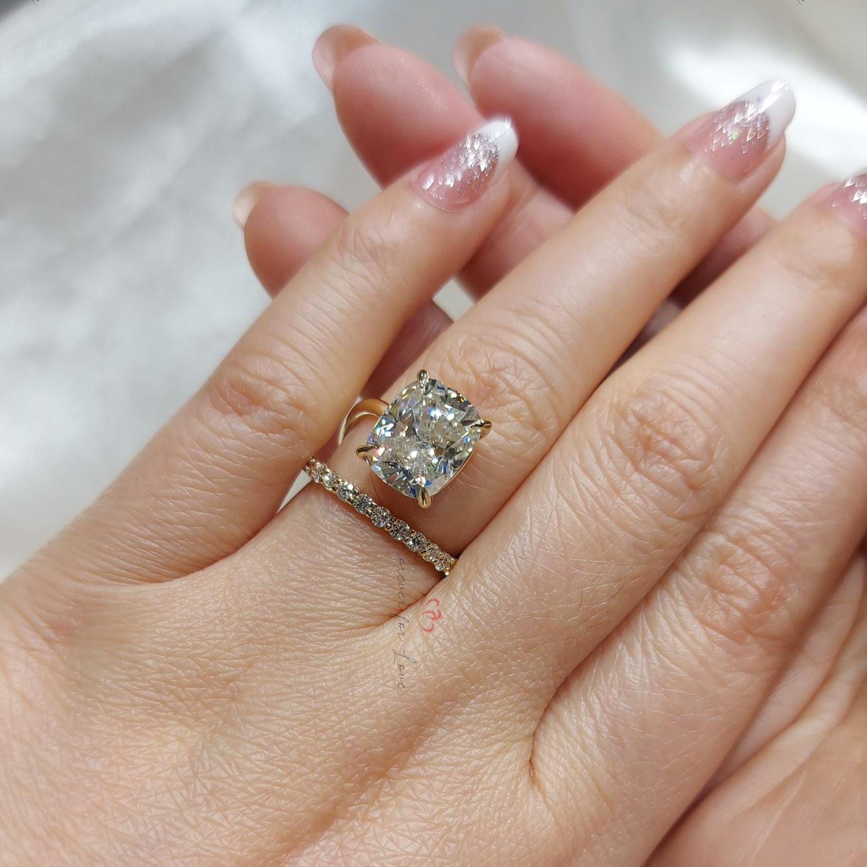 3.5 Ct IGI Certified Cushion Lab Diamond Halo Engagement Ring