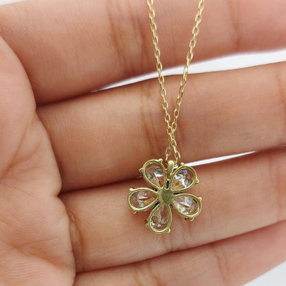 1.25 Karat Birnenförmige Labordiamant Blumenkette, Solitär Diamant Halskette, Massivgold Schmuck, Blumenanhänger, Perfektes Geschenk für Sie