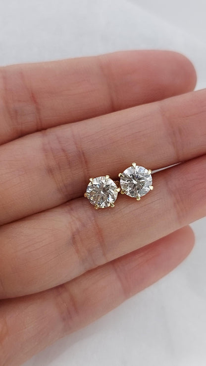 Boucles d'oreilles clous en or jaune avec diamants ronds de laboratoire totalisant 2 carats, clous en diamant, véritables clous en diamant, cadeau d'anniversaire, cadeau de Saint-Valentin pour elle