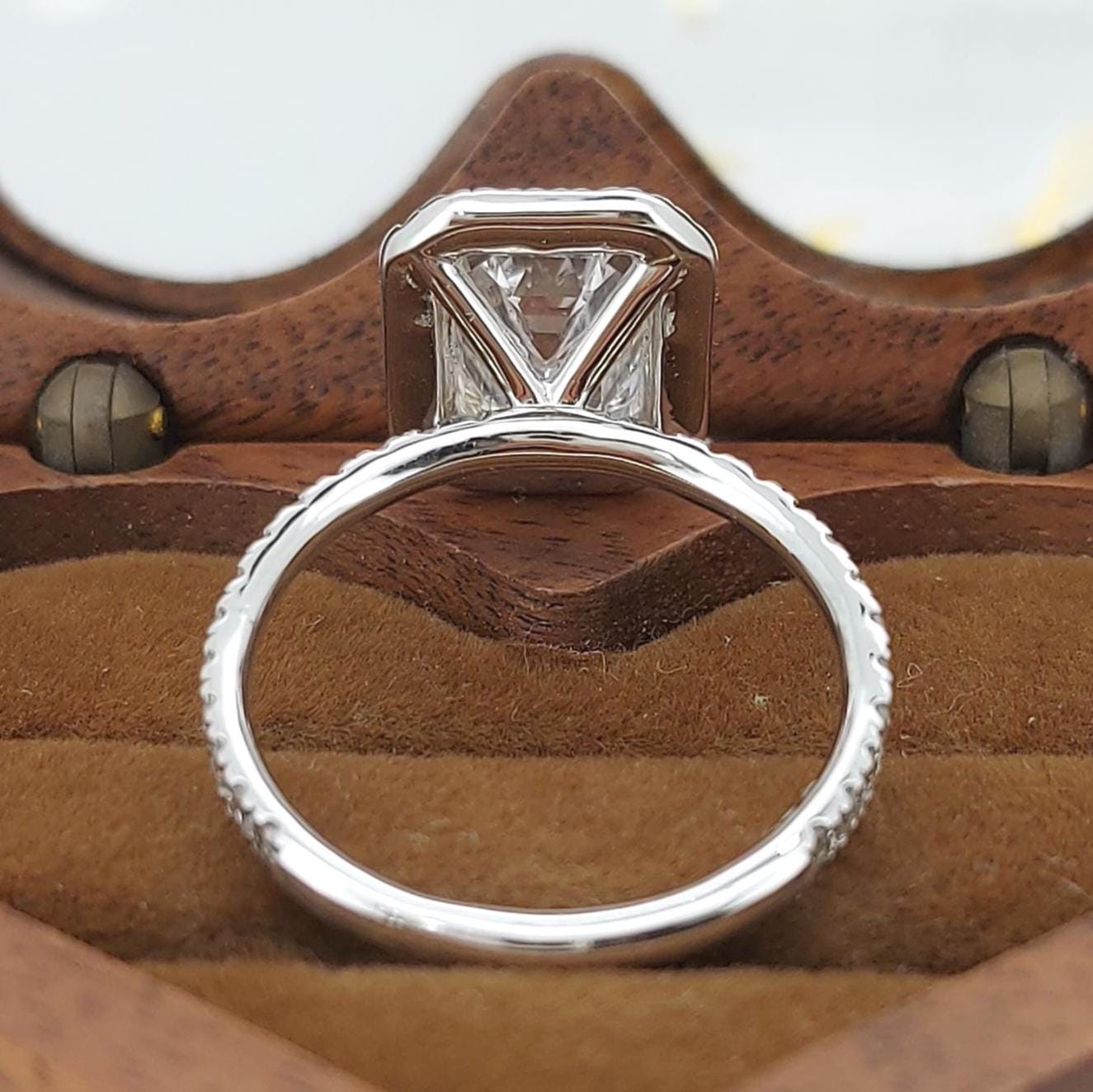 2.3 Ct IGI Certified Emerald Lab Diamond Halo Engagement Ring