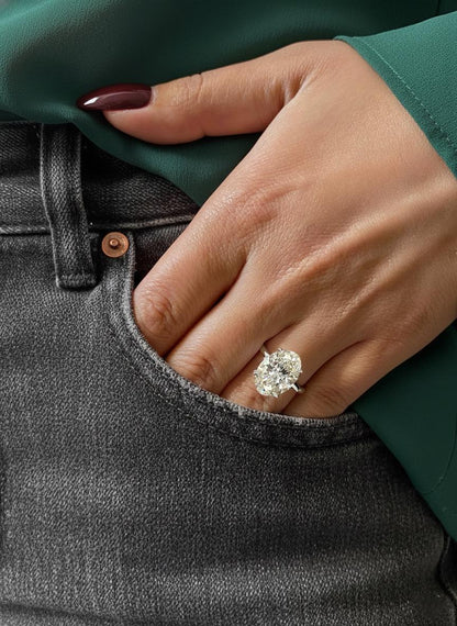 4 Ct IGI Certified Oval Lab Diamond Solitaire Engagement Ring