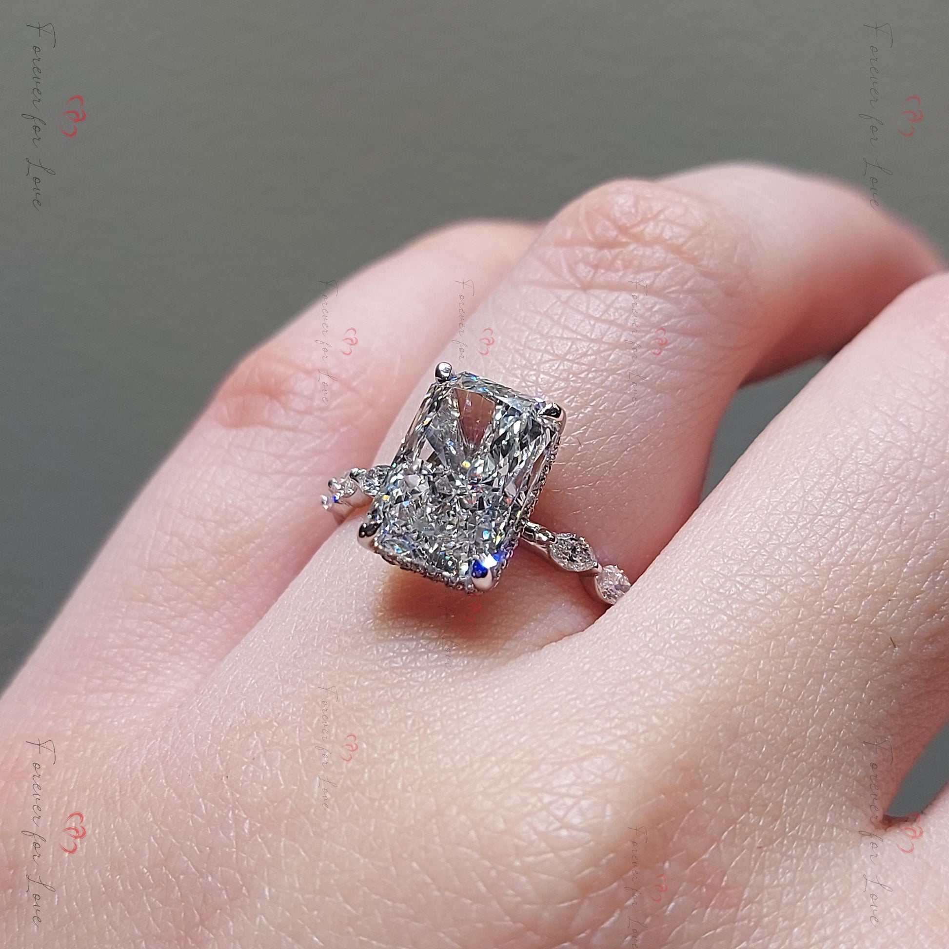 4 Ct IGI Certified Radiant Lab Diamond Solitaire Engagement Ring