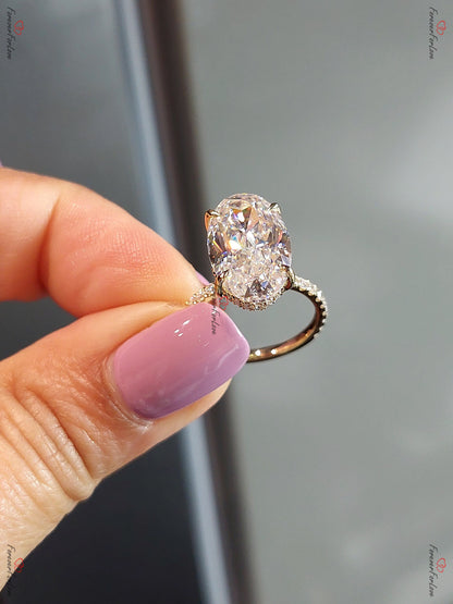 Oval Diamond, Moissanite Eternity Band