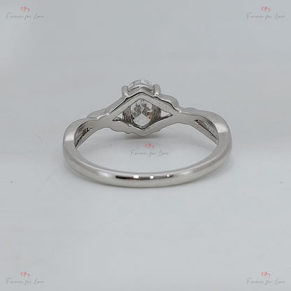 1 Ct IGI Certified Oval Diamond Engagement Ring