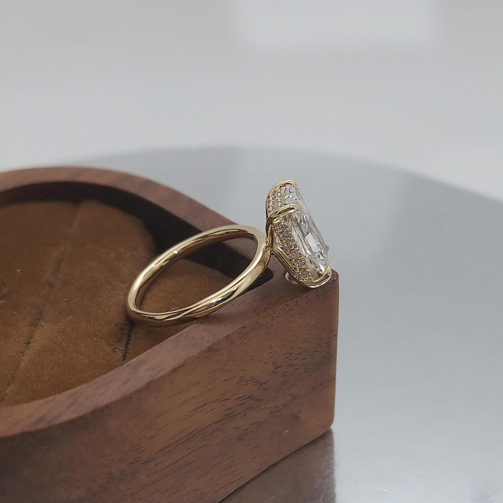 2 Ct IGI Certified Radiant Lab Diamond Solitaire Engagement Ring