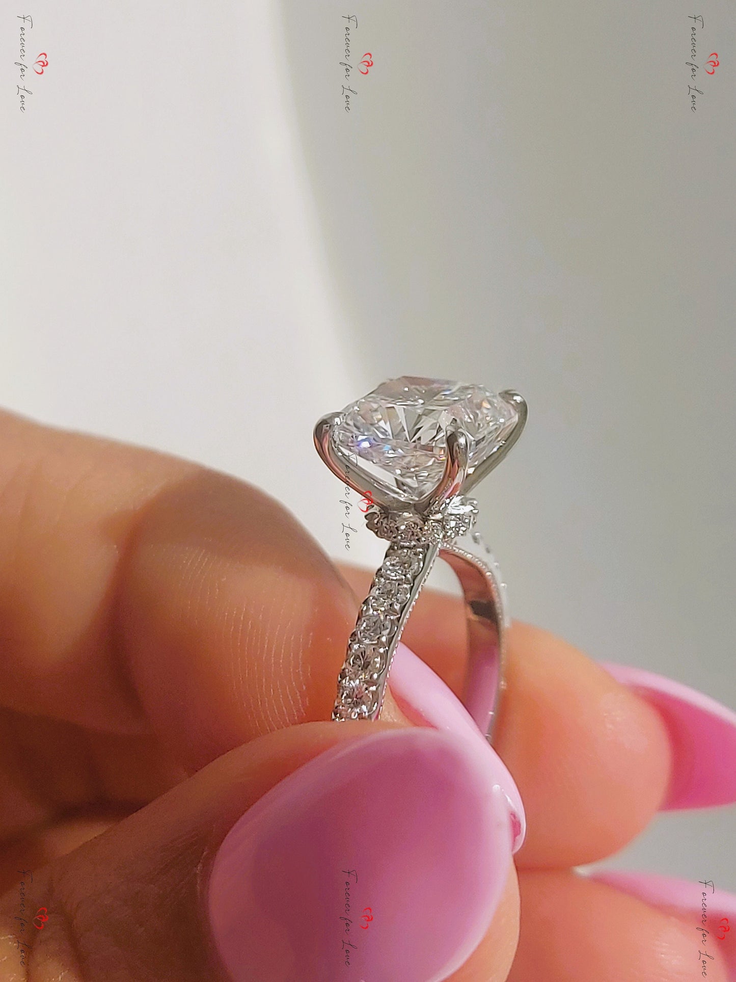 3 Karat IGI zertifizierter Kissen Labordiamant Doppel-Halo-Ring Cushion cut Moissanite engagement ring in 935 Argentium Silber — custom handcrafted by Forever For Love