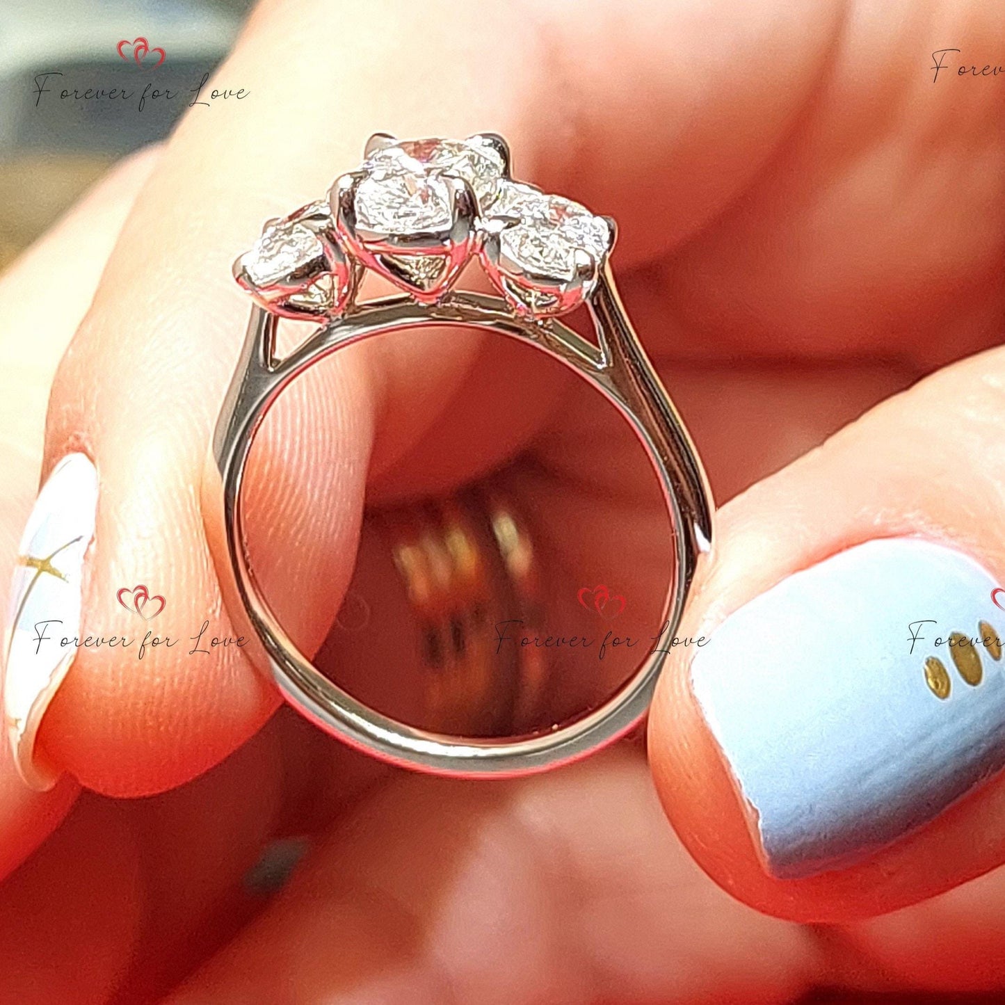 Bague trilogie ovale 2 Ct avec diamant certifié IGI Oval cut Moissanite engagement ring in Gold or Platinum — custom handcrafted by Forever For Love
