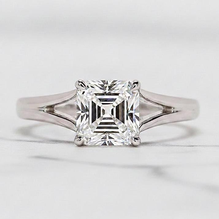 Verlobungsring 2 Karat Asscher-Schliff Labordiamant Solitär Asscher cut Moissanite engagement ring in 935 Argentium Silber — custom handcrafted by Forever For Love