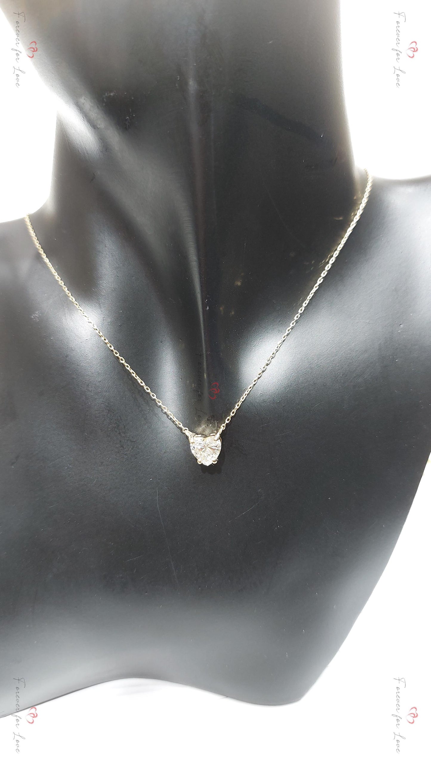 1 Karat zertifizierte Herz Diamant Halskette, 14k Gelbgold, zierlicher minimalistischer Herzanhänger, Diamant Damenkette, besonderes Geschenk für sie. Moissanite engagement ring in Gold or Platinum — custom handcrafted by Forever For Love