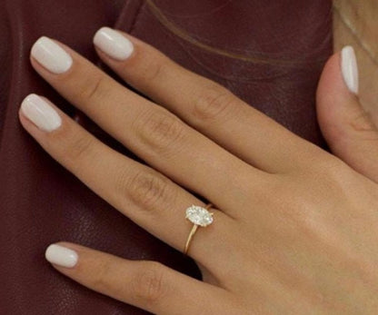 2 Ct Oval Diamond, Moissanite Halo Engagement Ring