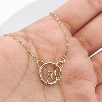 Katzenkette aus massivem Gold, 14 Karat Gelbgold, zierlicher minimalistischer Katzenanhänger, zierliche Damenkette, besonderes Geschenk für sie.