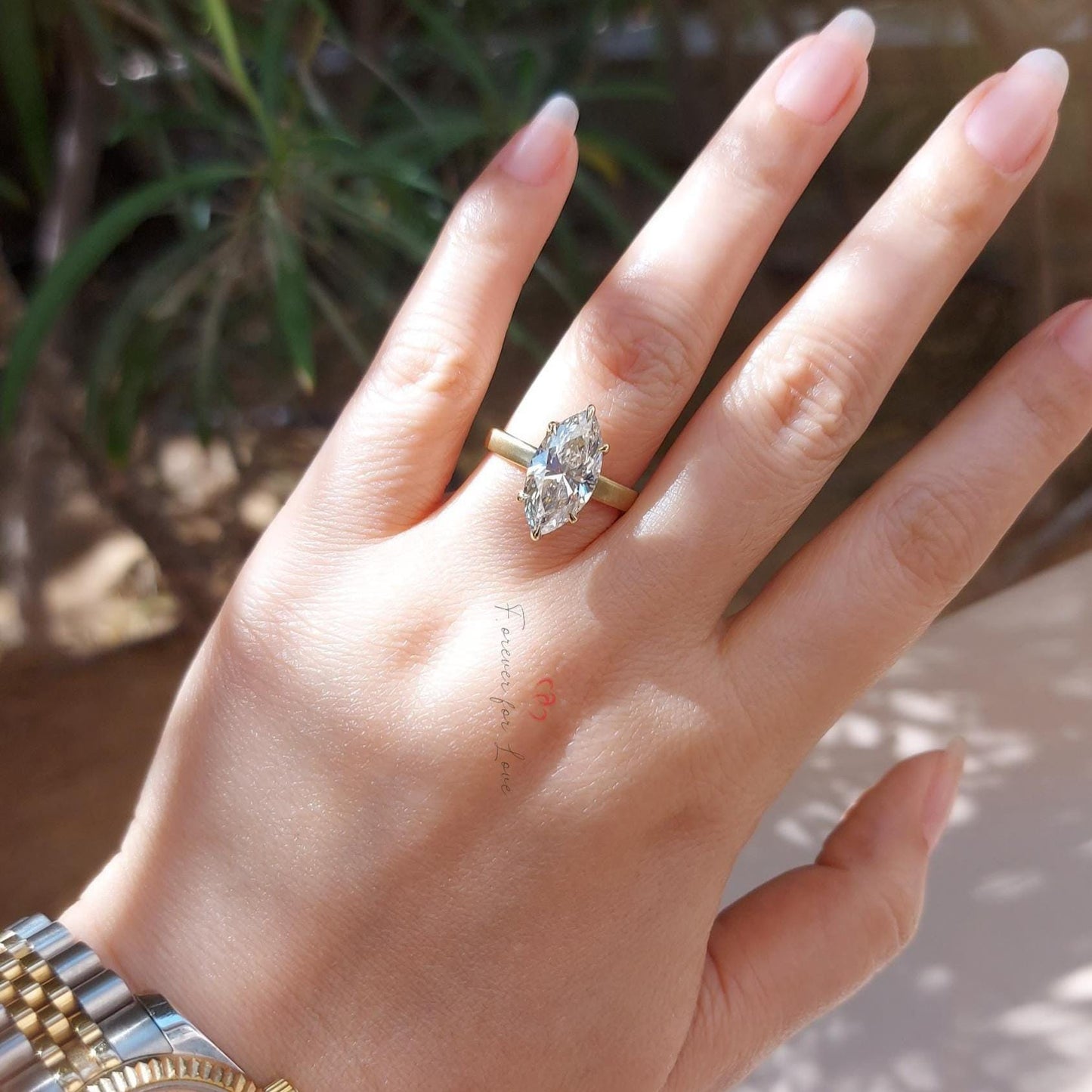 4.12 Karat IGI zertifizierter Marquise-Labor-Diamant Solitär Verlobungsring Marquise cut Moissanite engagement ring in 935 Argentium Silber — custom handcrafted by Forever For Love