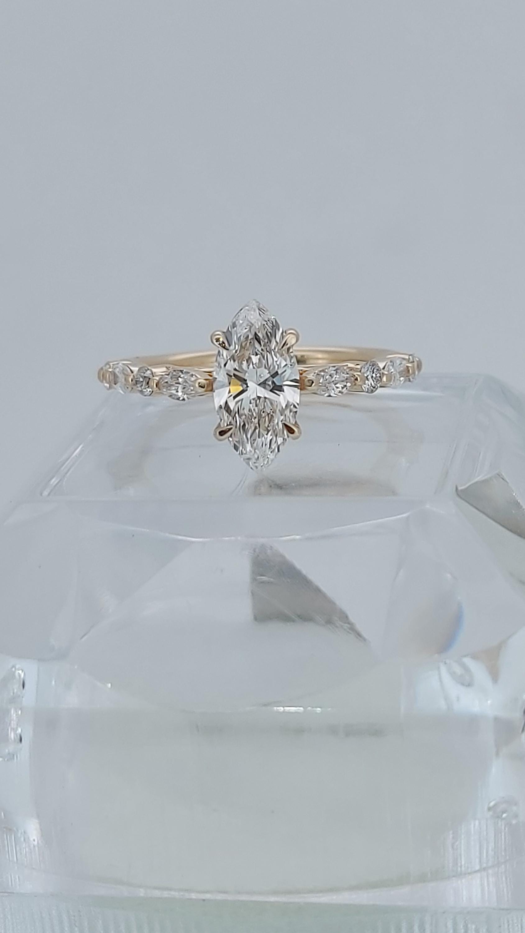 1 Ct IGI Certified Marquise Diamond Band