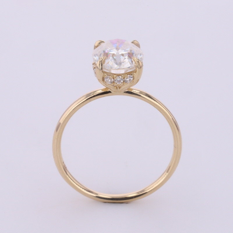 2 Ct Oval Diamond, Moissanite Halo Engagement Ring