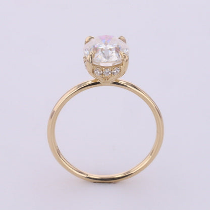 2 Ct Oval Diamond, Moissanite Halo Engagement Ring