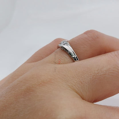 Natural Diamond Engagement Ring
