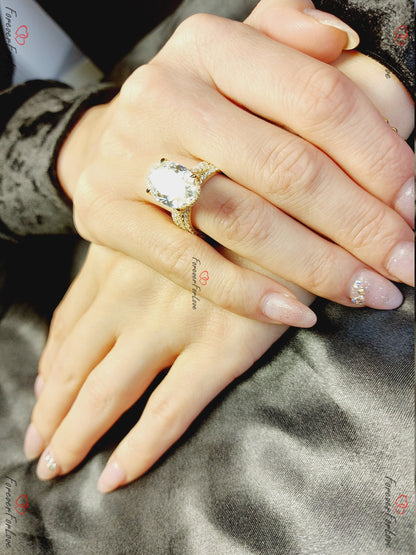9.5 Ct Oval Diamond, Moissanite Halo Engagement Ring