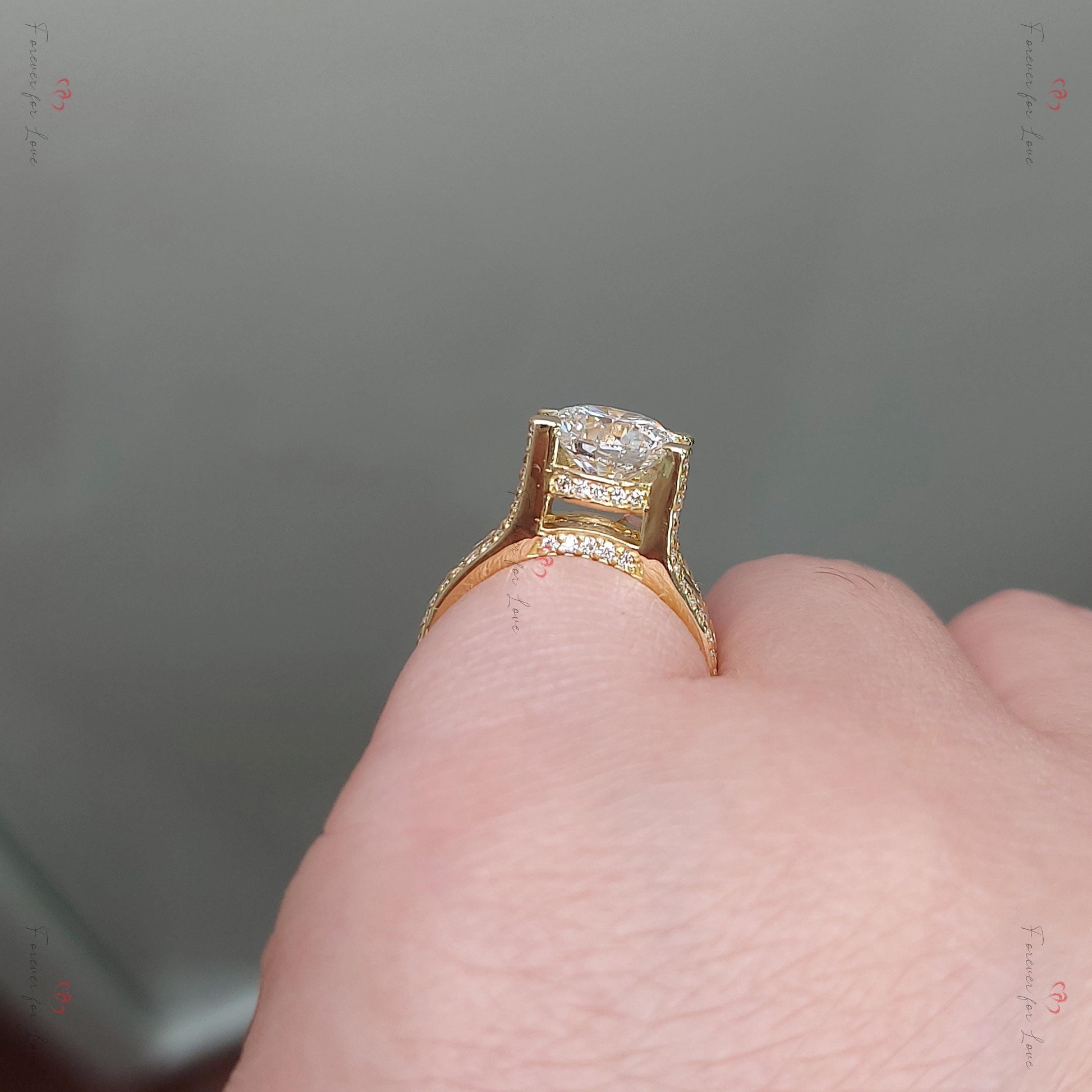 2 Ct IGI Certified Round Lab Diamond Engagement Ring