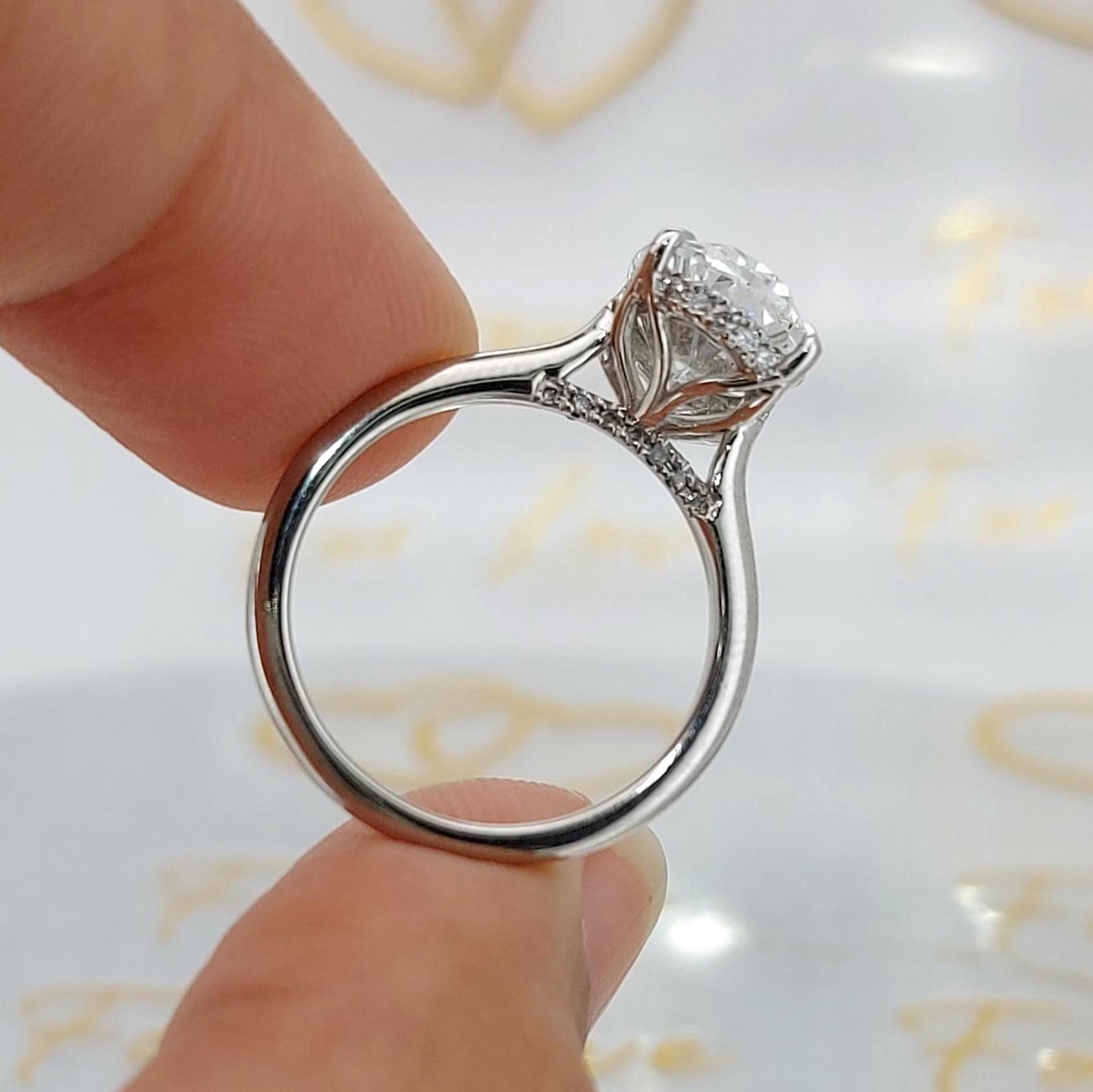 3.1 Ct IGI Certified Oval Lab Diamond Solitaire Engagement Ring