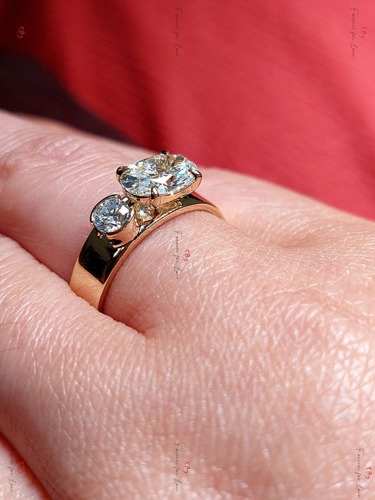 2 Ct IGI Certified Oval Lab Diamond Engagement Ring