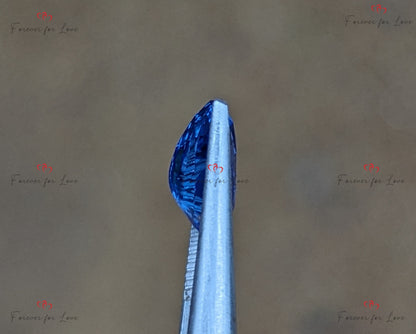 Blauer Birnen-Saphir 2 Karat, natürlicher, unbehandelter, birnenförmiger Edelstein aus Ceylon, 9,7 x 6,2 x 4,5 cm, individuelles Schmuckgeschenk für Sie