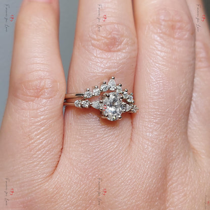 Oval Diamond, Moissanite Engagement Ring