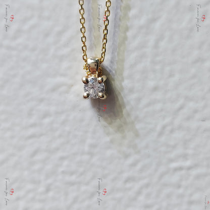Halskette mit rundem Diamanten, 14 Karat Gelbgold, zierliche minimalistische runde Anhänger, echte Diamanten Damen Halskette, besonderes Geschenk für sie.