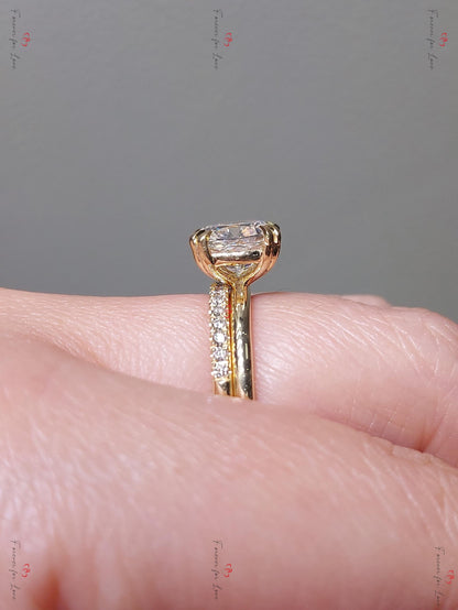 2.5 Ct IGI Certified Cushion Lab Diamond Engagement Ring