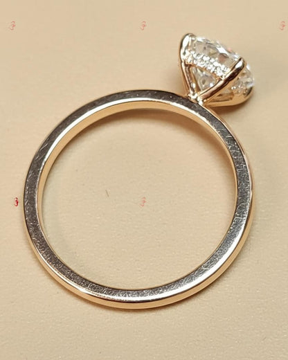 3 Ct IGI Certified Round Lab Diamond Solitaire Engagement Ring