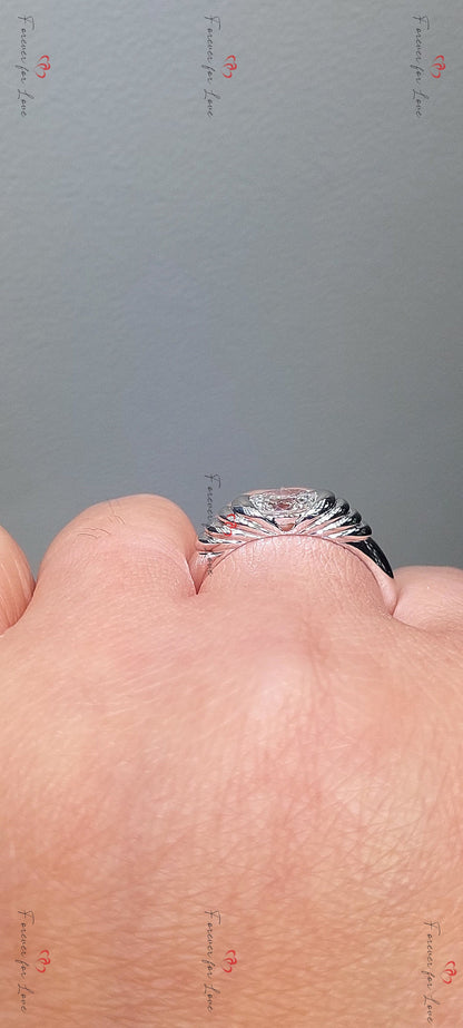 Oval Lab Diamond Ring