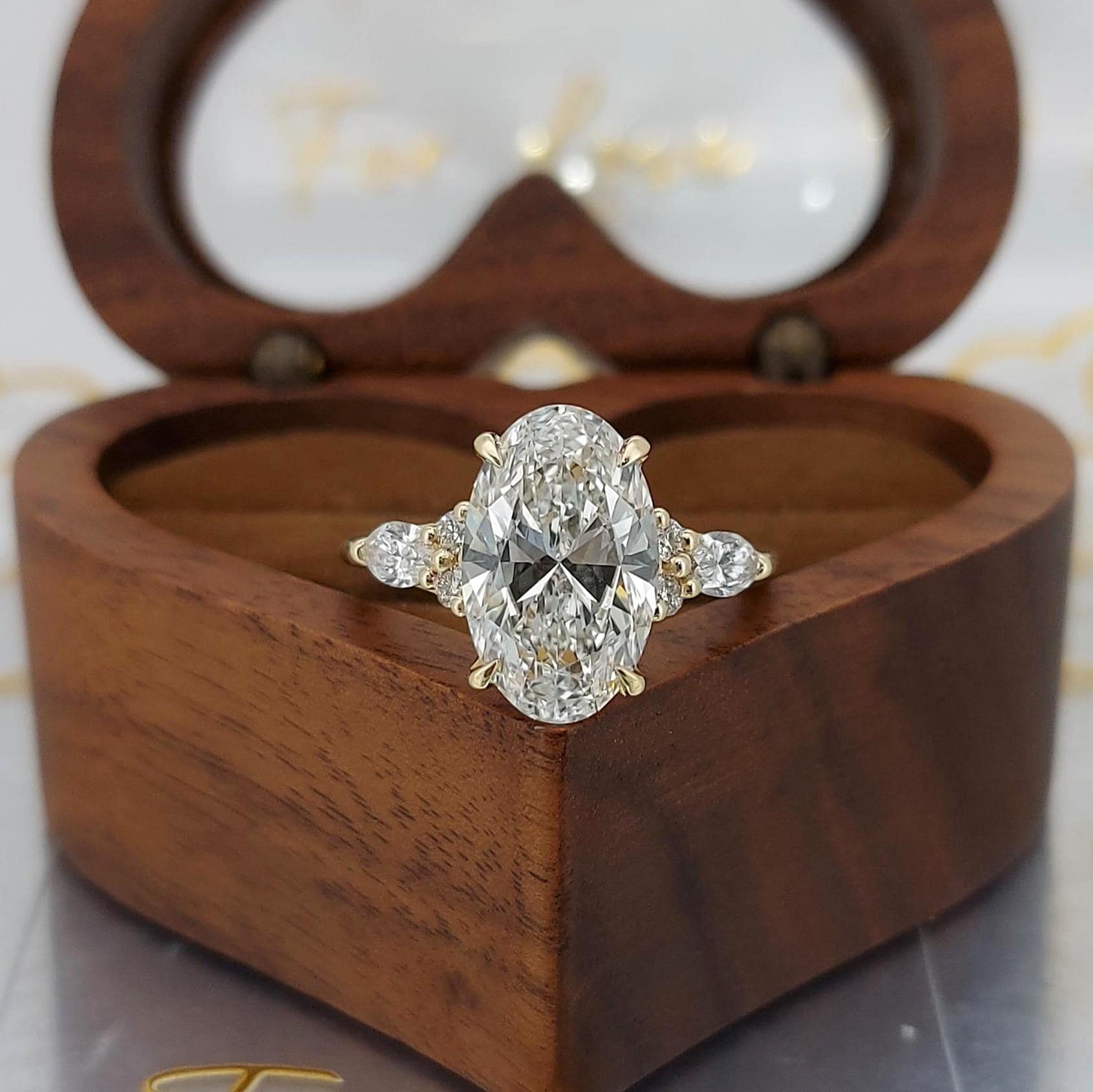 4.5 Ct IGI Certified Oval Lab Diamond Engagement Ring