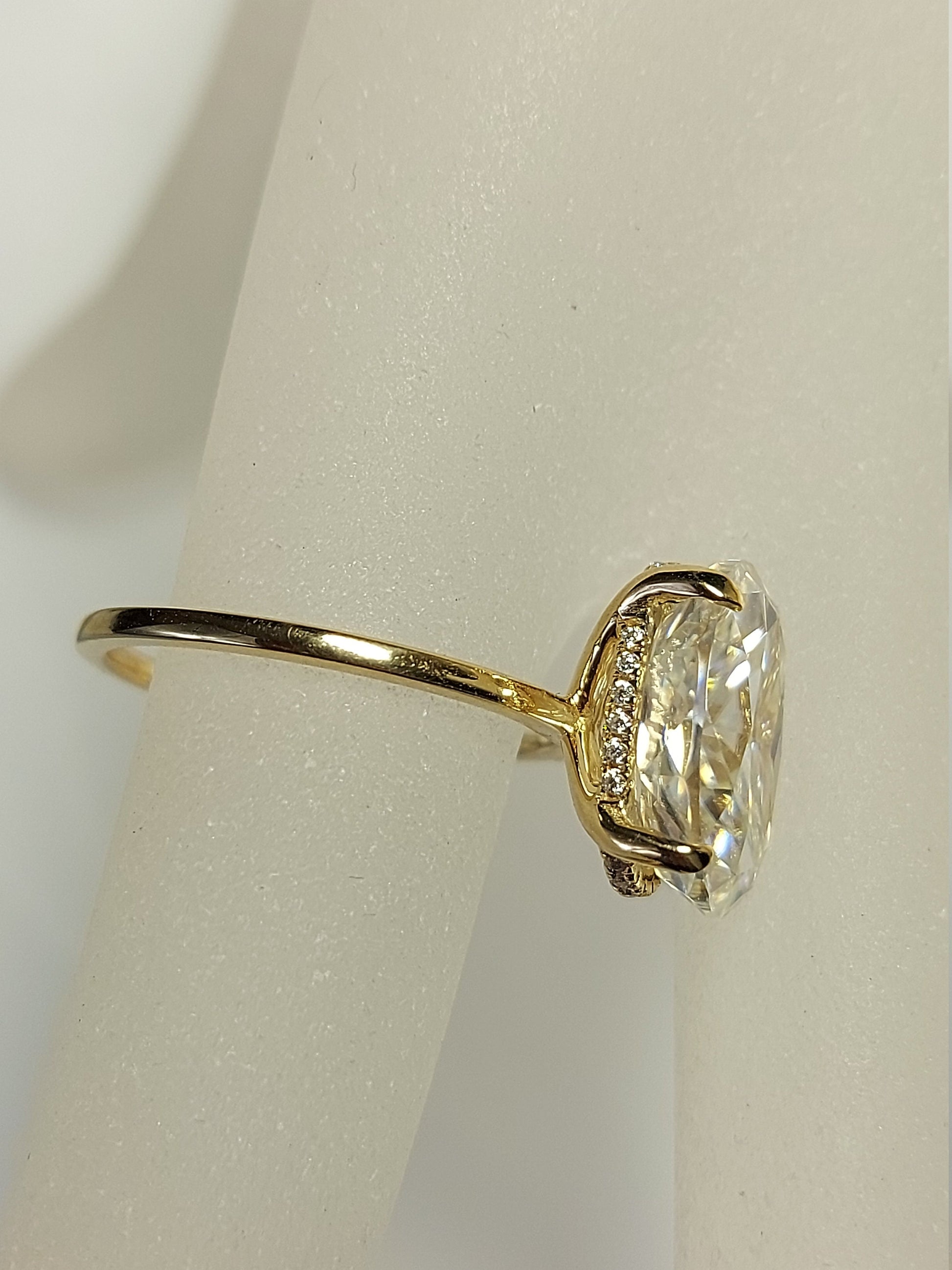 4 Ct Oval Moissanite Eternity Band