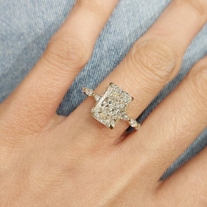 4 Ct IGI Certified Radiant Lab Diamond Solitaire Engagement Ring