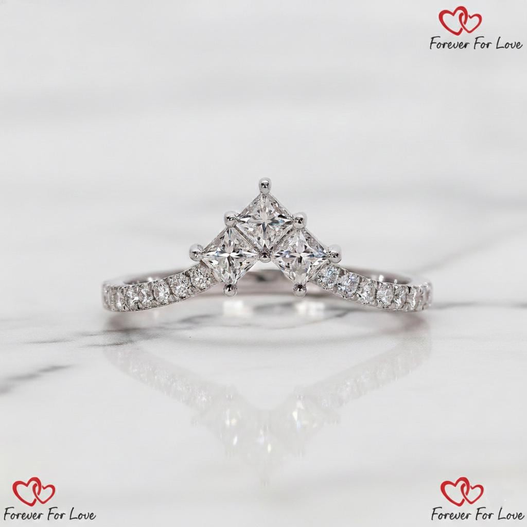 Bande empilable en forme de chevron avec diamants ronds de laboratoire Round cut Moissanite taille brillant engagement ring in Gold or Platinum — custom handcrafted by Forever For Love