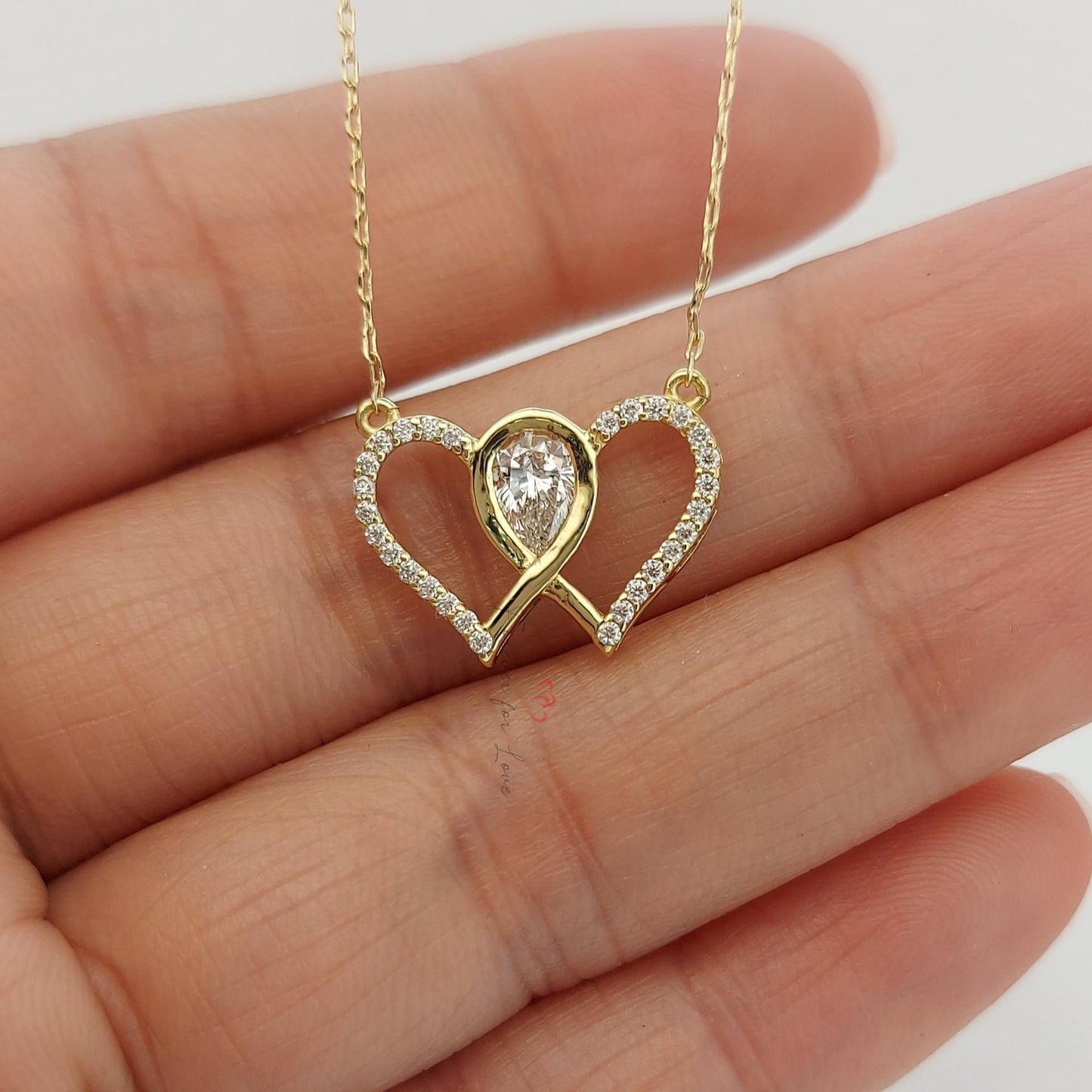 Collier double cœur en diamant, or blanc 14 carats, pendentif cœur délicat et minimaliste, collier pour femme en diamant véritable, cadeau de Saint-Valentin pour elle. Moissanite engagement ring in Gold or Platinum — custom handcrafted by Forever For Love
